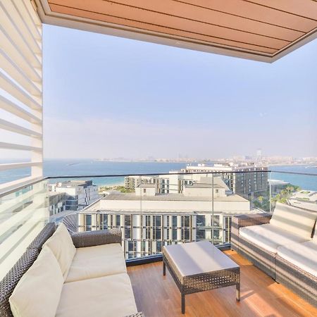 Posh 2 Bedroom Oceanfront Apt In The Heart Of Bluewaters Island Дубай Екстериор снимка
